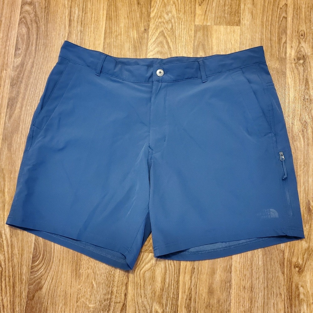 The North Face Shorts‎ Men 40 Blue Outdoor Hiking Cargo Shorts Zip Pockets